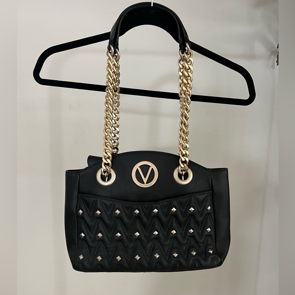 Mario Valentino
Black and Gold Leather Shoulder Bag
